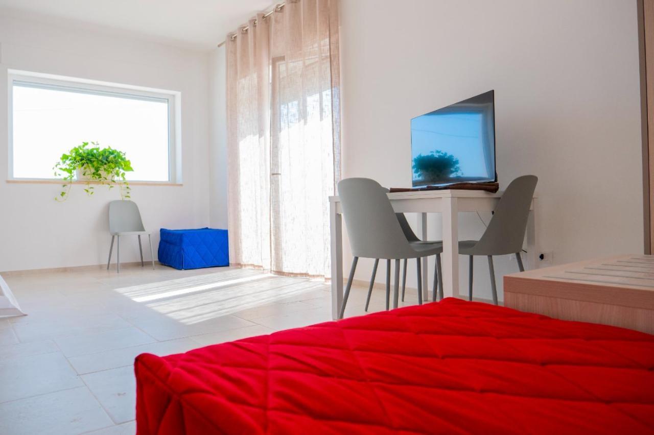 B&B A Un Passo Dal Mare 托雷坎内 外观 照片